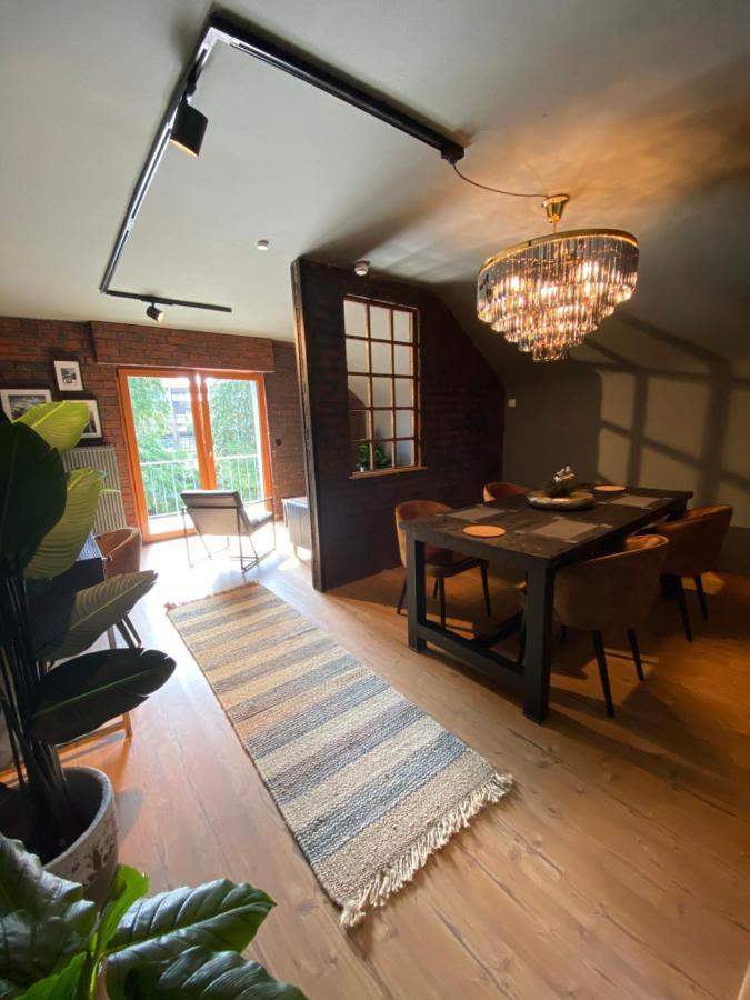 Megina Lodge Mayen Εξωτερικό φωτογραφία